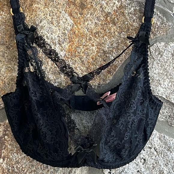 AgentProvocateur Criss Cross Lace Bow Front Underwire Bra
